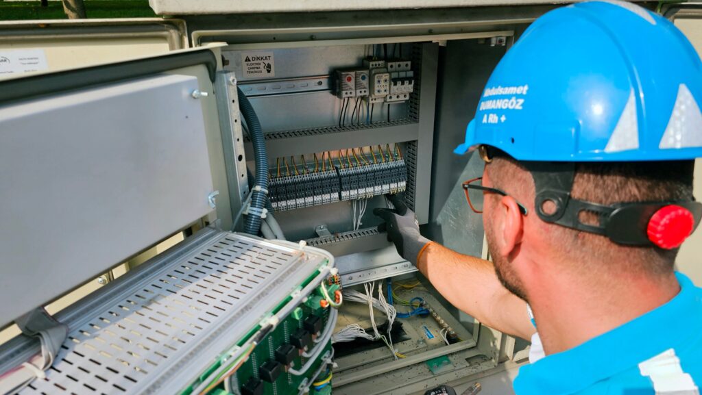 electrician at work | Electrician Castleford